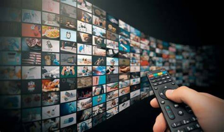 Continue watching feature and progress tracking behavior